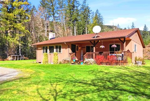 Photo of 706 Falls Road #35, Randle, WA 98377 (MLS # 2493533)