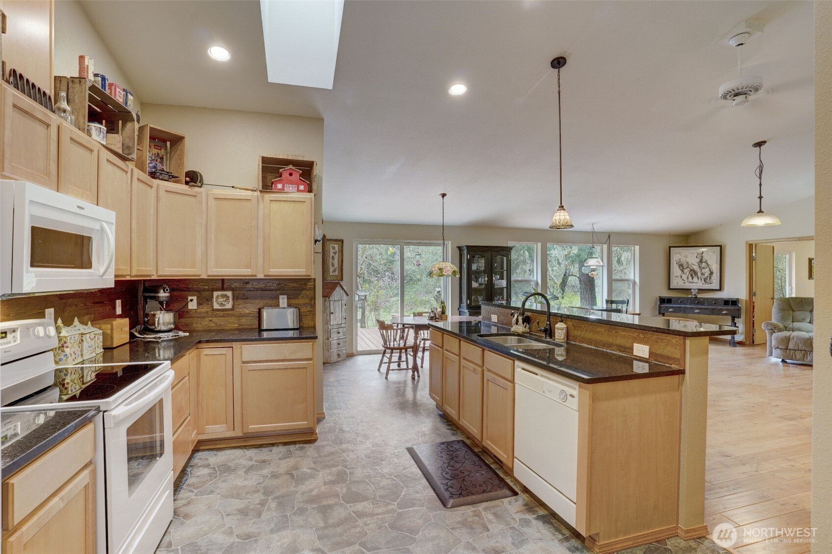 1319 Winlock Vader Road 19