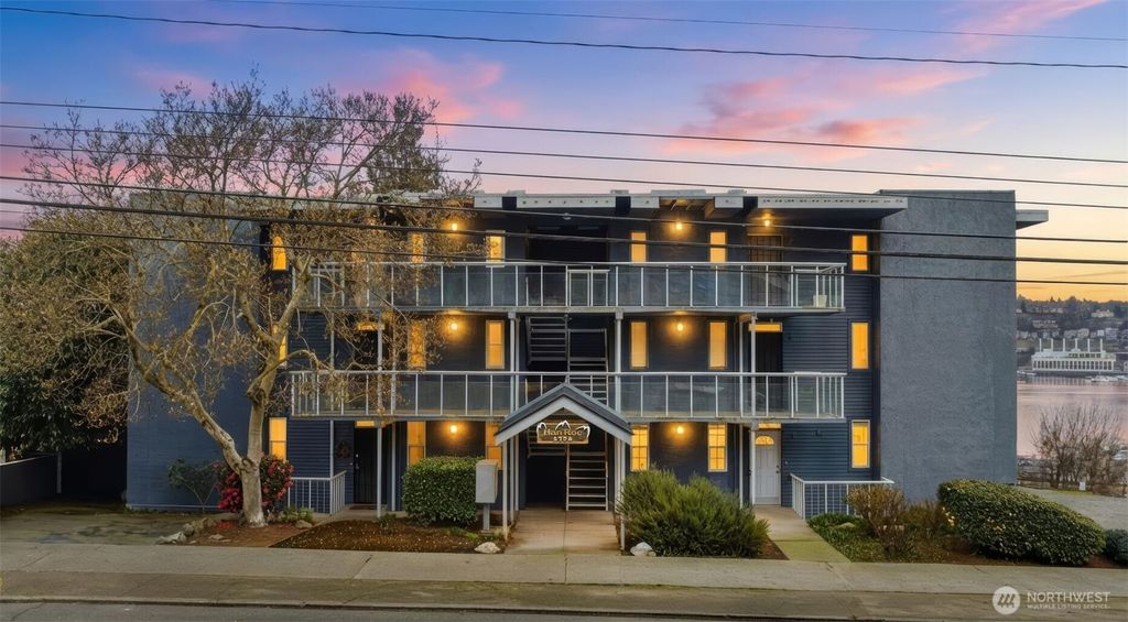 Photo of 1758 Dexter Avenue N #4, Seattle, WA 98109 (MLS # 2477712)