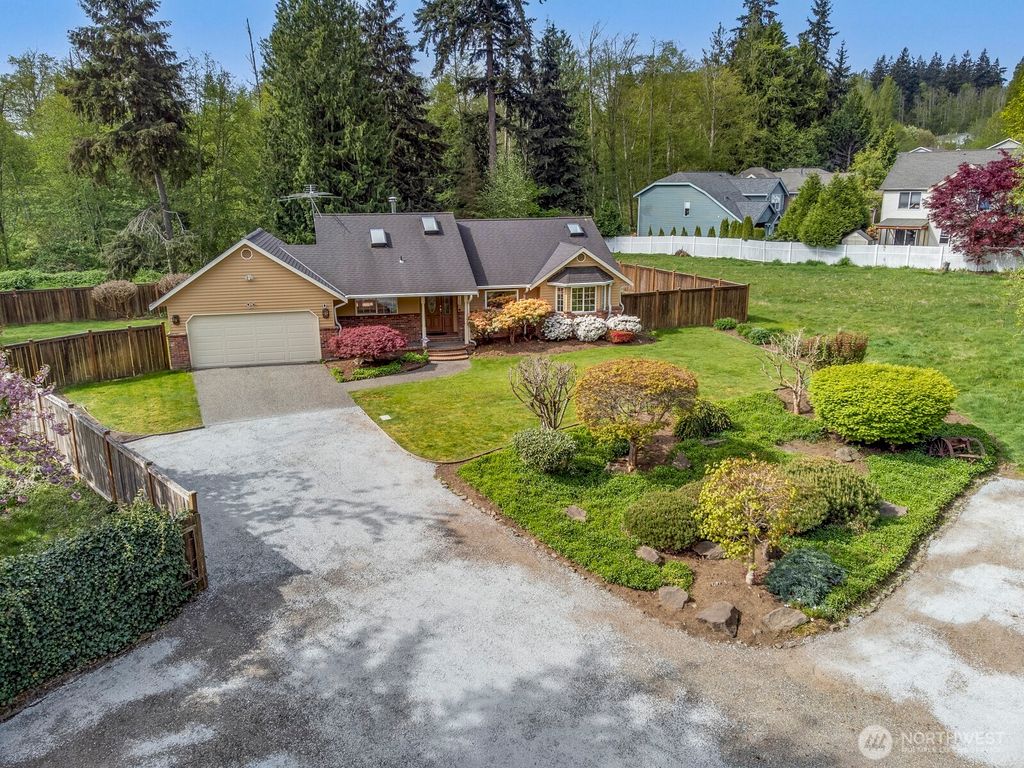 Photo of 15226 23rd Place W, Lynnwood, WA 98087 (MLS # 2358251)