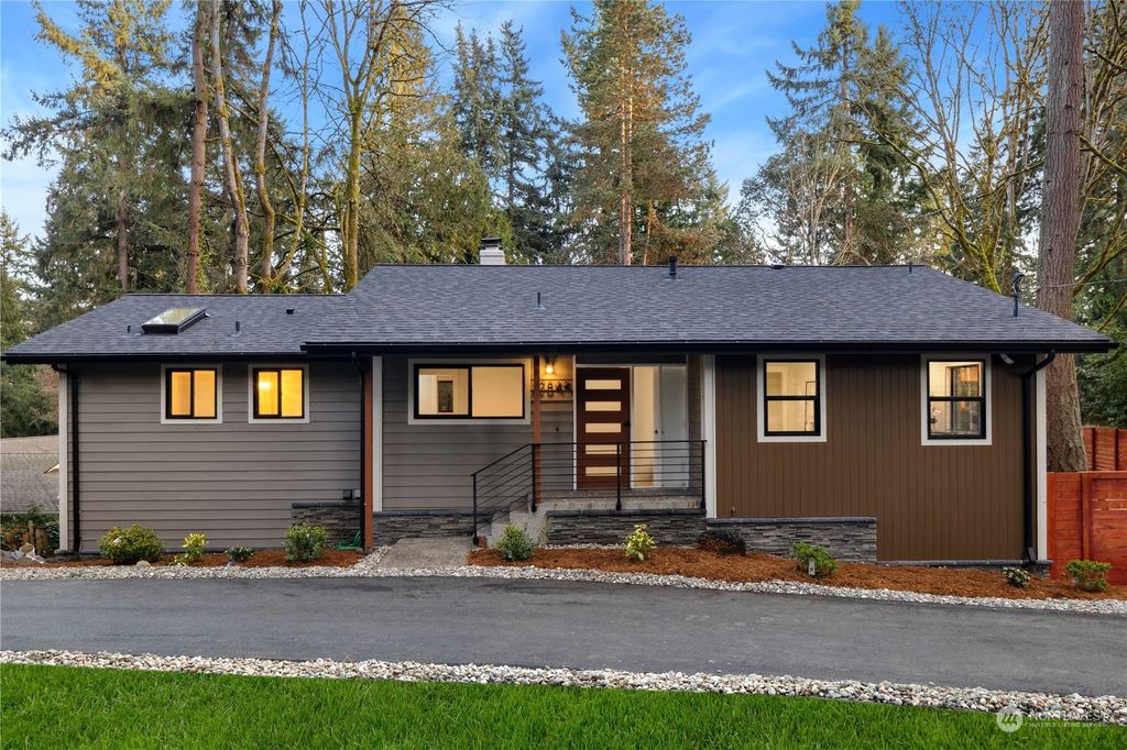 Photo of 12844 Holiday Drive NE, Kirkland, WA 98034 (MLS # 2197103)