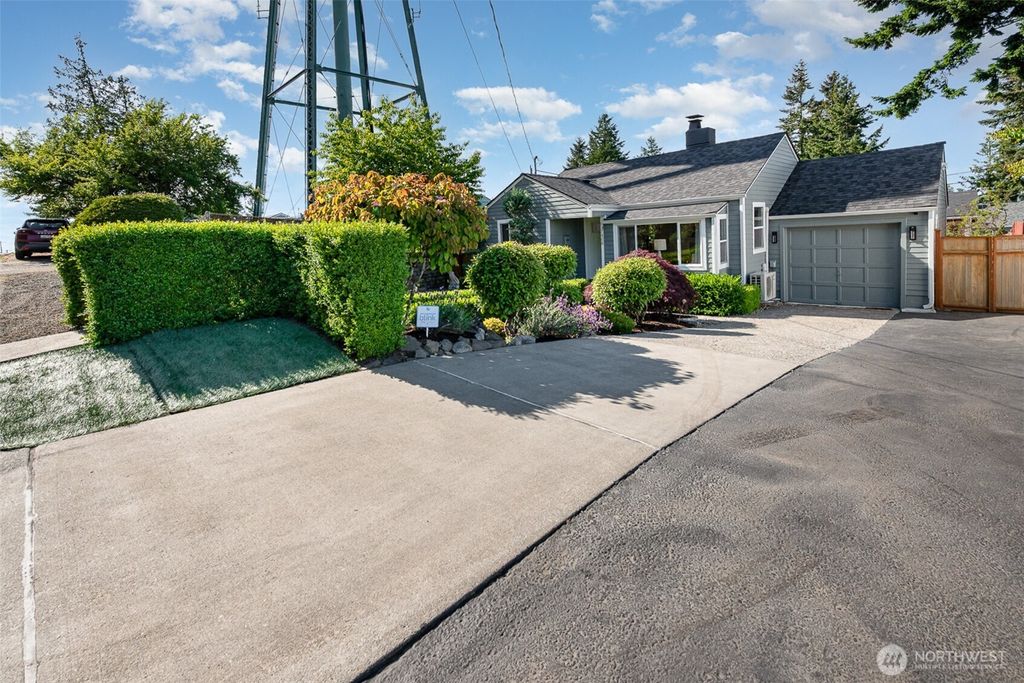 Photo of 7408 S 128th Street, Seattle, WA 98178 (MLS # 2380835)