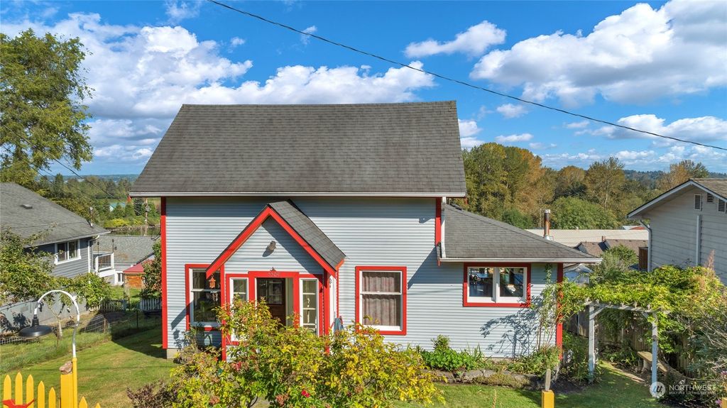 Photo of 5509 S 2nd Avenue, Everett, WA 98203 (MLS # 2293298)