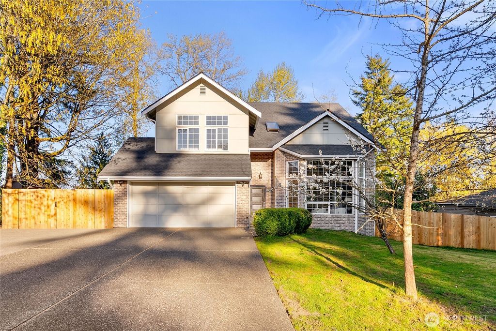 Photo of 28204 29th Ave S Ave, Federal Way, WA 98003 (MLS # 2505679)