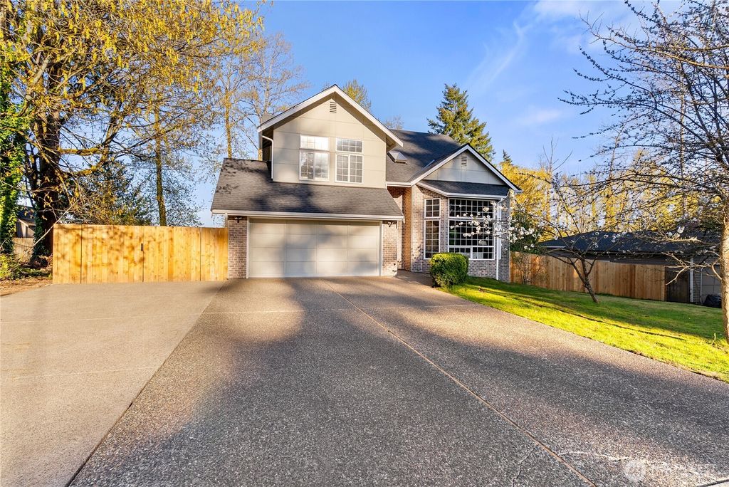 Photo of 28204 29th Ave S Ave, Federal Way, WA 98003 (MLS # 2505679)