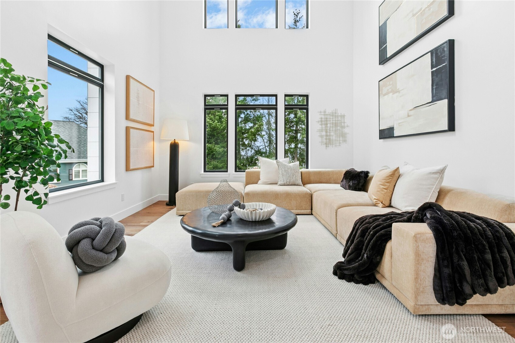 2115 Squak Mountain Loop SW