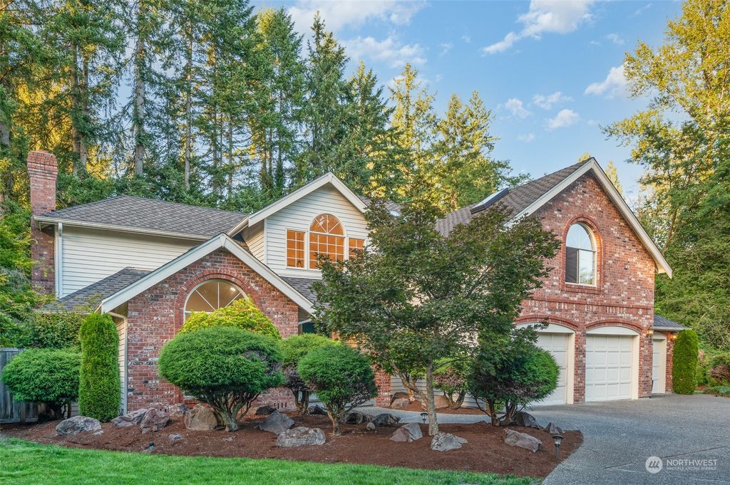 Photo of 19972 NE 155th Street, Woodinville, WA 98077 (MLS # 2149290)