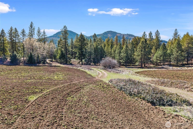 2068 Addy-Gifford Road