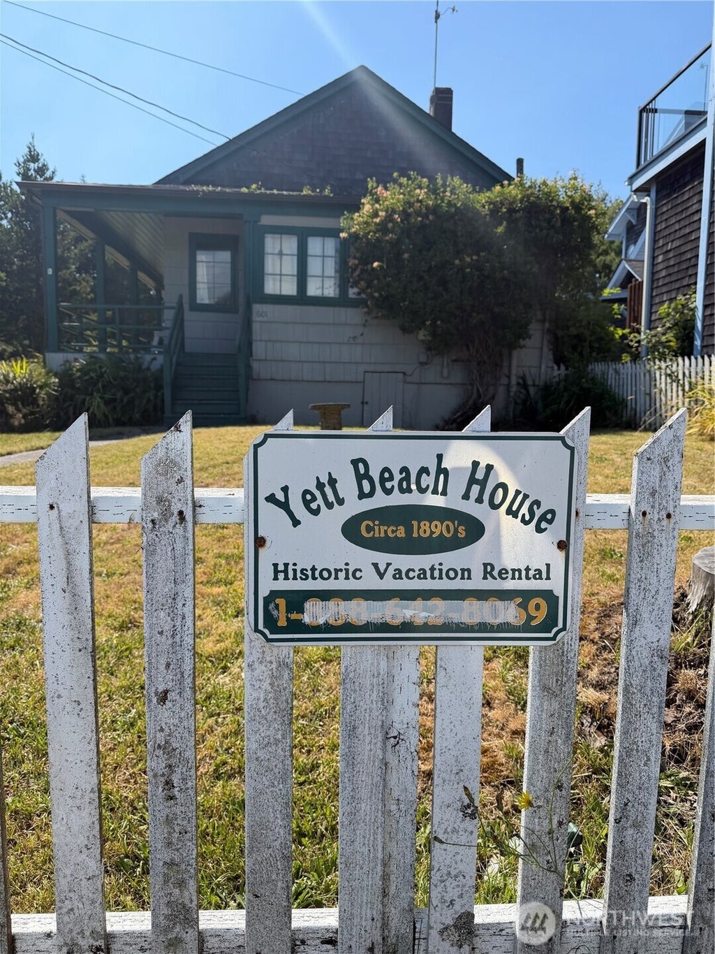 Photo of 601 ocean beach Boulevard N, Long Beach, WA 98631 (MLS # 2576702)