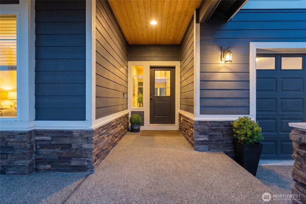 Photo of 3489 Division Street, Enumclaw, WA 98022 (MLS # 2536608)