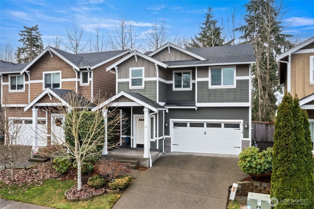 Photo of 16114 77th Avenue E, Puyallup, WA 98375 (MLS # 2465576)