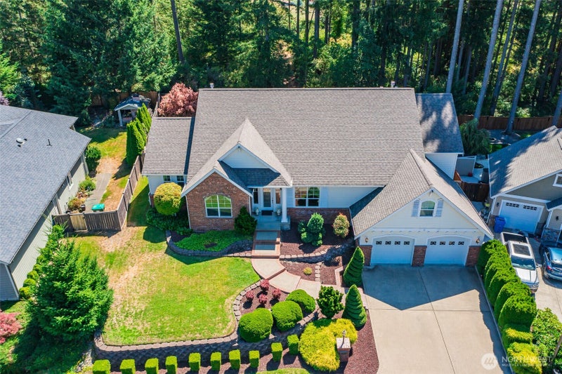 724 Alma Lane SE