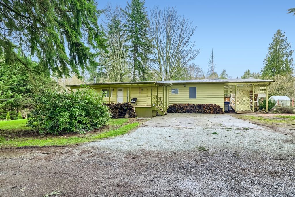 Photo of 9715 162nd Street SE, Snohomish, WA 98296 (MLS # 2495553)