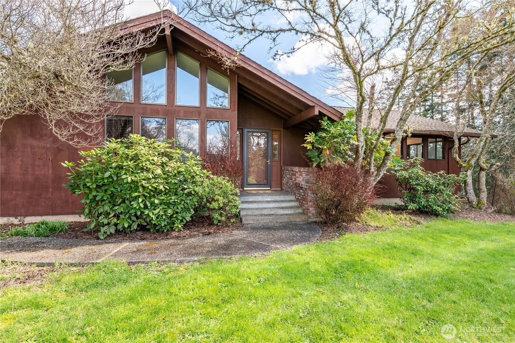 2366 Seminary Hill Road