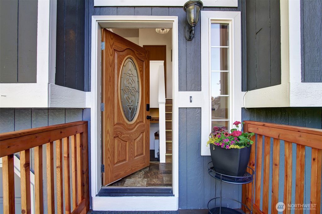 Photo of 8708 11th Street NE, Lake Stevens, WA 98258 (MLS # 2386391)