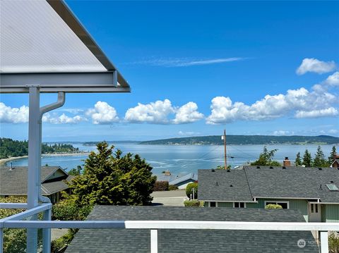 A home in Camano Island