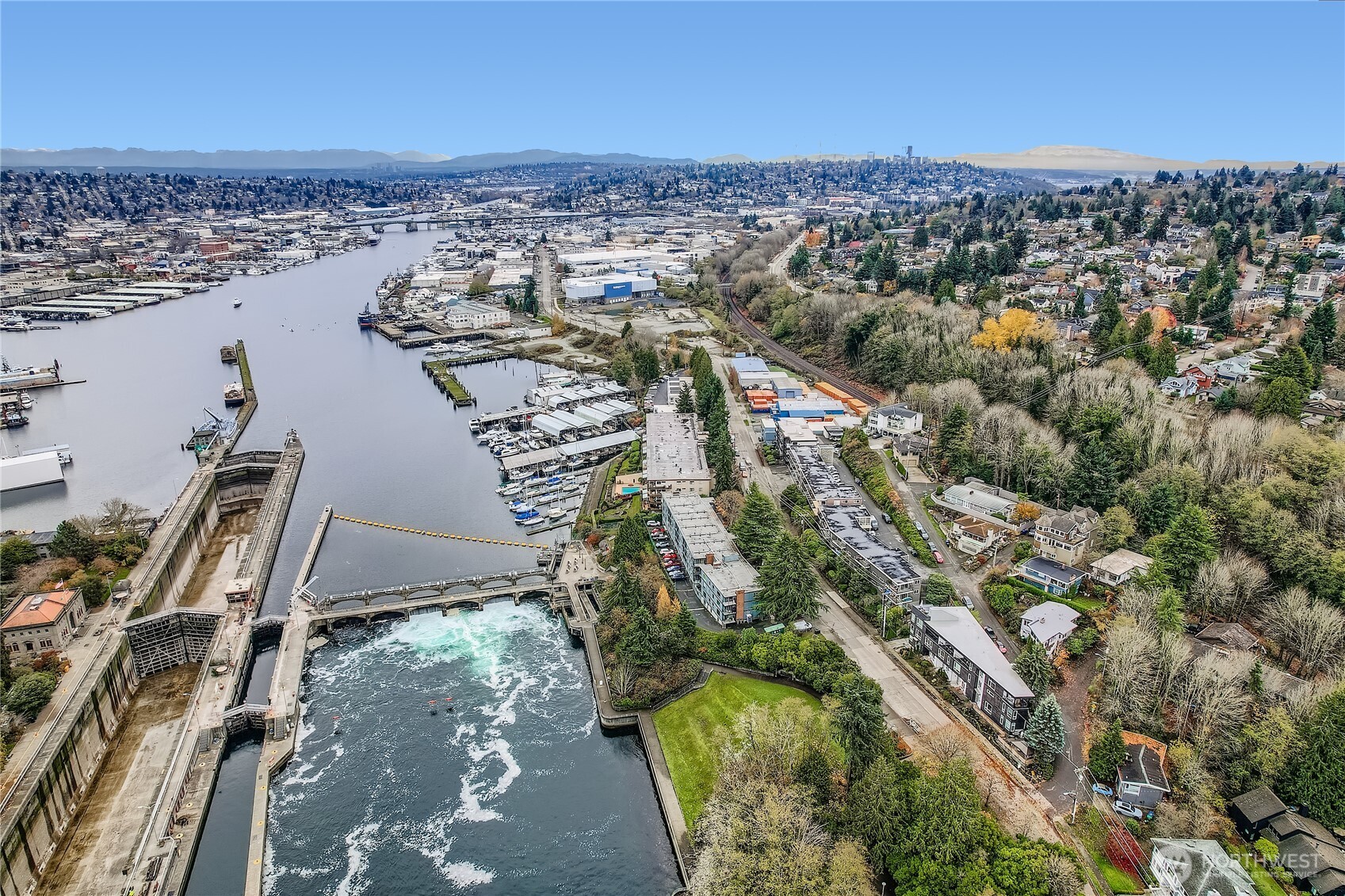 3200 W Commodore Way 206