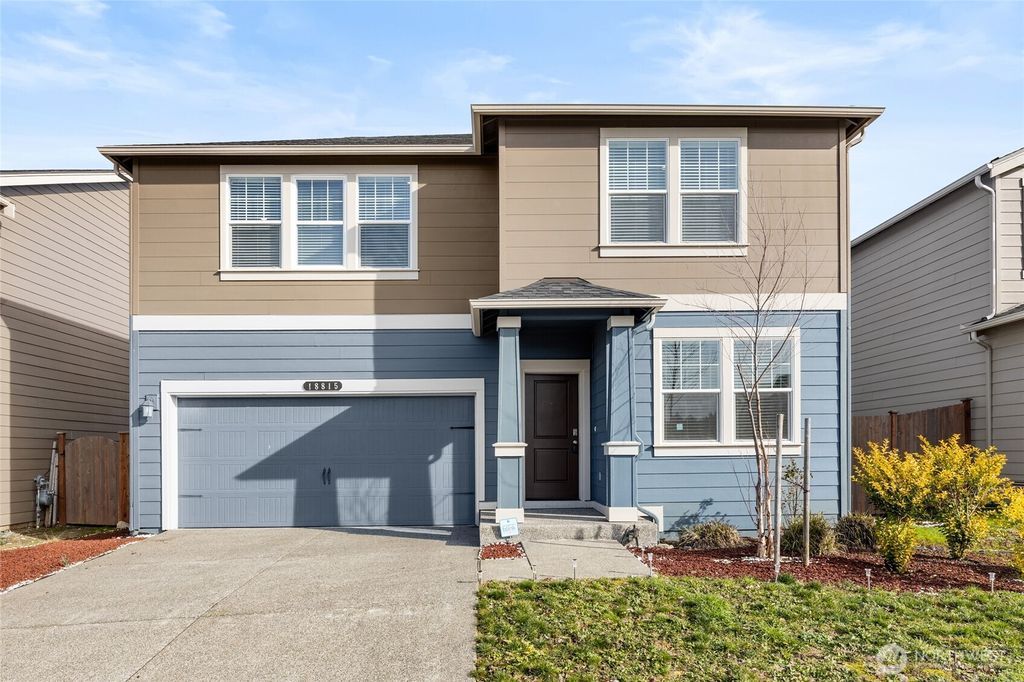 Photo of 18815 111th Avenue E, Puyallup, WA 98374 (MLS # 2478382)