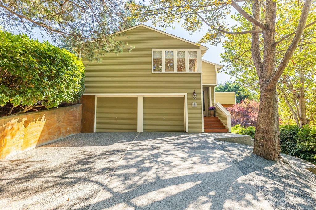 Photo of 6229 65th Drive SE, Snohomish, WA 98290 (MLS # 2010616)