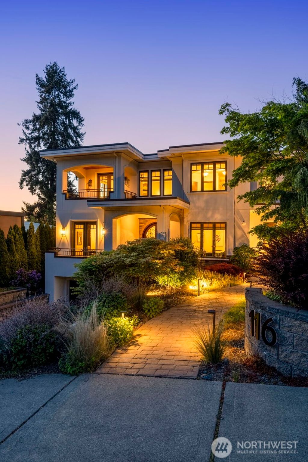 Photo of 116 16th Avenue, Kirkland, WA 98033 (MLS # 2514731)