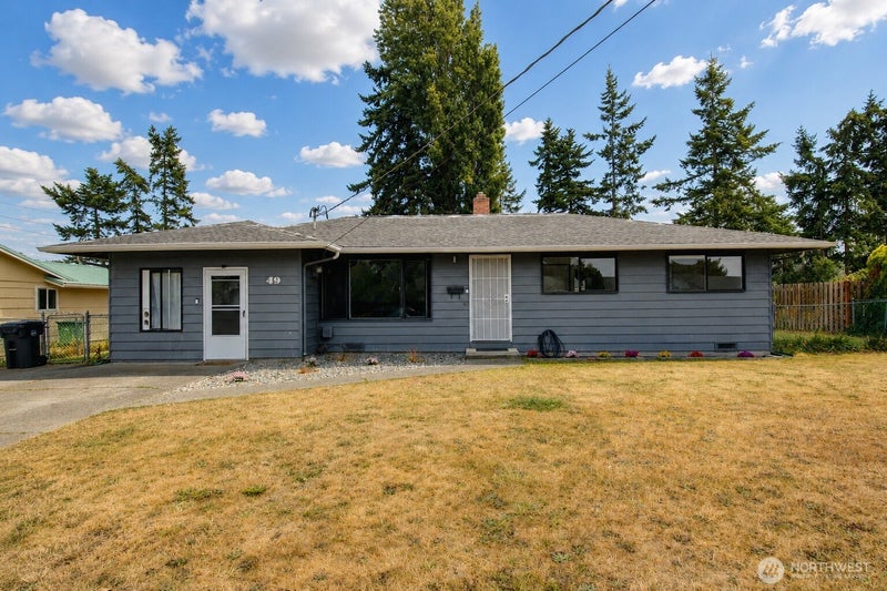 49 8th Avenue