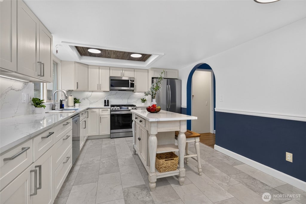 Photo of 402 170th Place SW, Bothell, WA 98012 (MLS # 2563747)