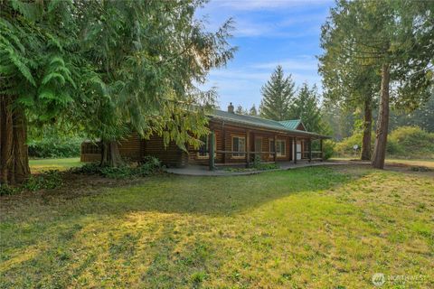 Photo of 1322 276th Street E, Spanaway, WA 98387 (MLS # 2445172)