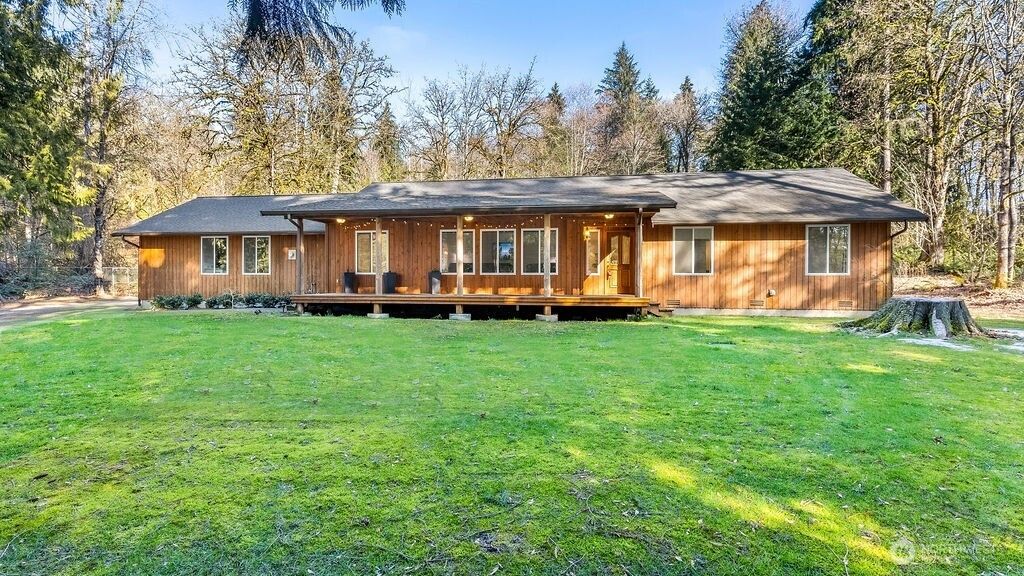 Photo of 18616 SE Auburn-Black Diamond Road, Auburn, WA 98092 (MLS # 2329554)