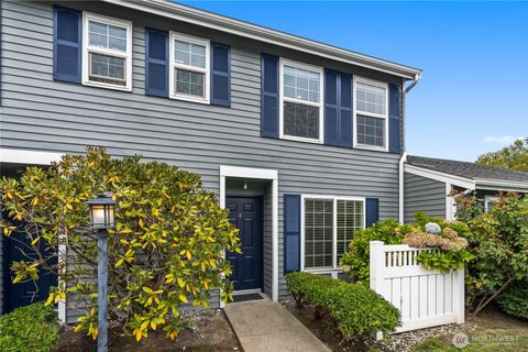 Photo of 5736 S 238th Court #E4, Kent, WA 98032 (MLS # 2438612)