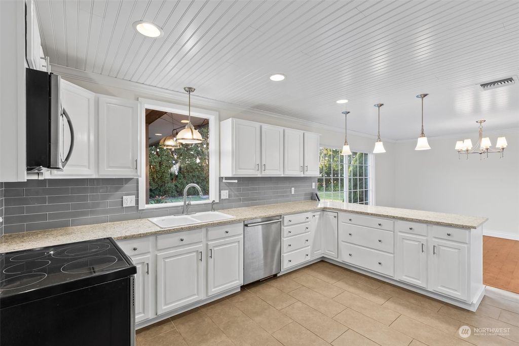 listing image 9362020909708804896