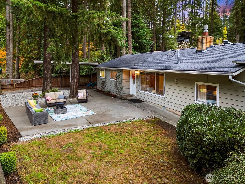 Photo of 18619 Butternut Road, Lynnwood, WA 98037 (MLS # 2447371)
