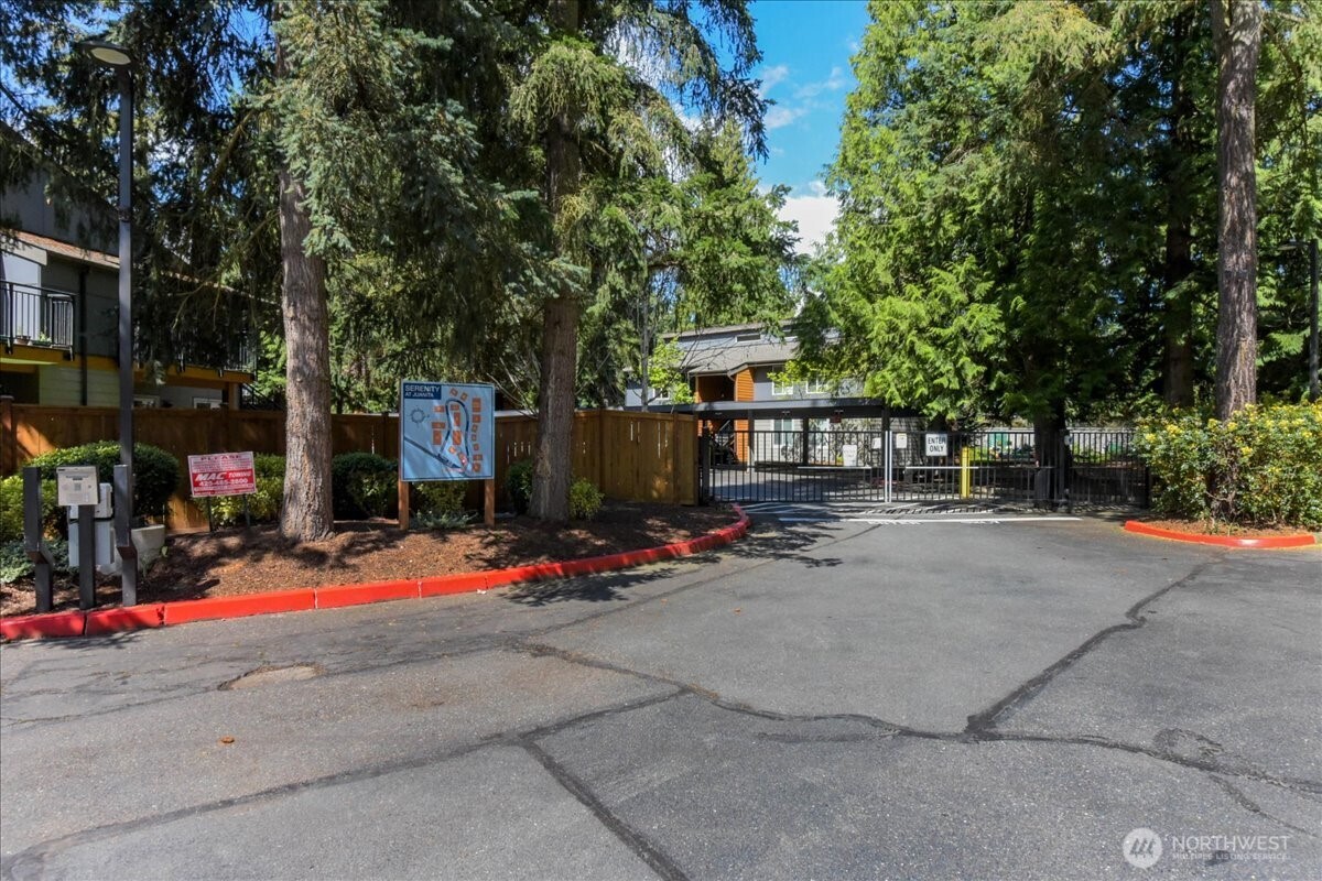 10826 NE 148th Lane H201