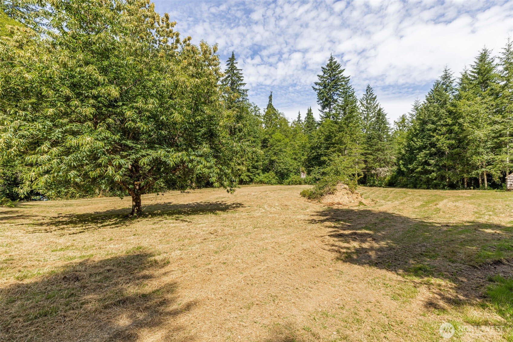 2682 E Lake Riley Road