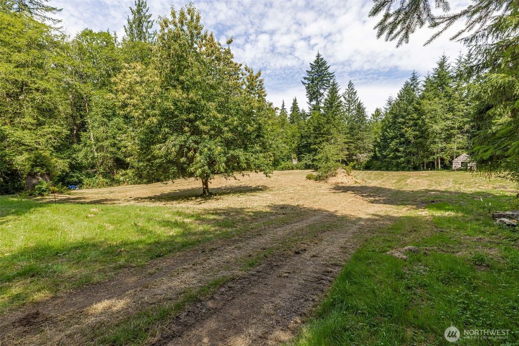 Photo of 2682 E Lake Riley Road, Arlington, WA 98223 (MLS # 2554173)