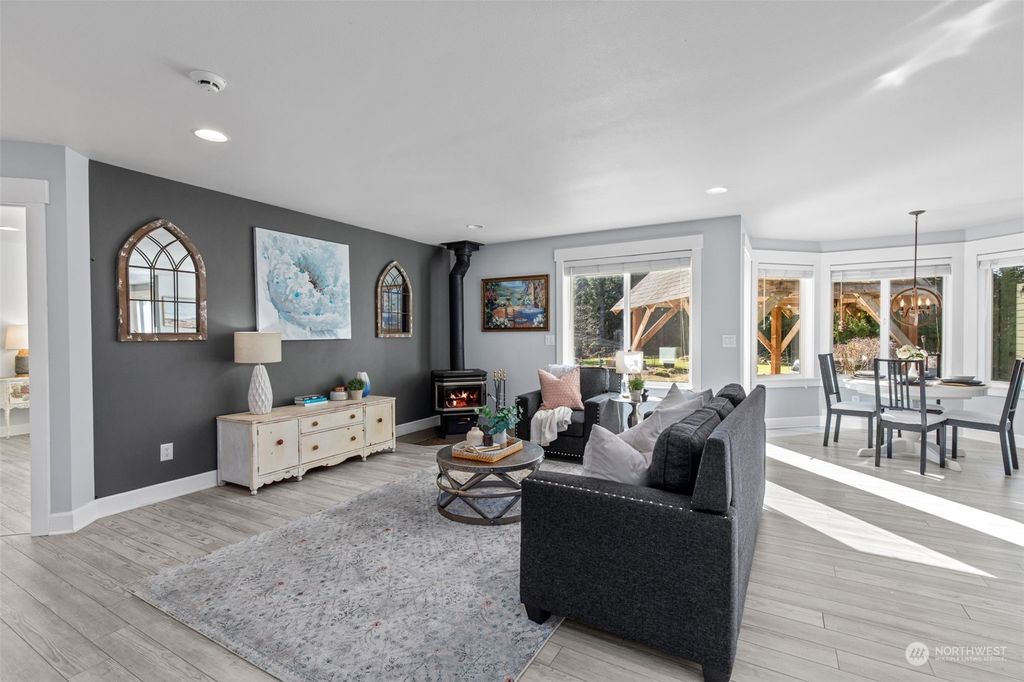 Photo of 17315 SE 346th Street, Auburn, WA 98092 (MLS # 2048004)