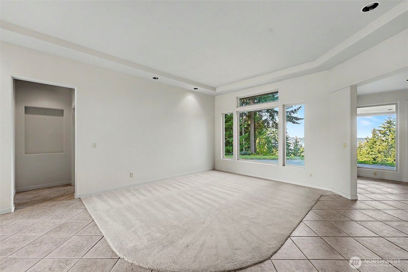 1045 Paha View Drive