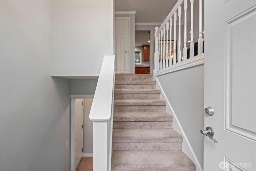 Photo of 1123 SW 144 Street, Burien, WA 98166 (MLS # 2494145)