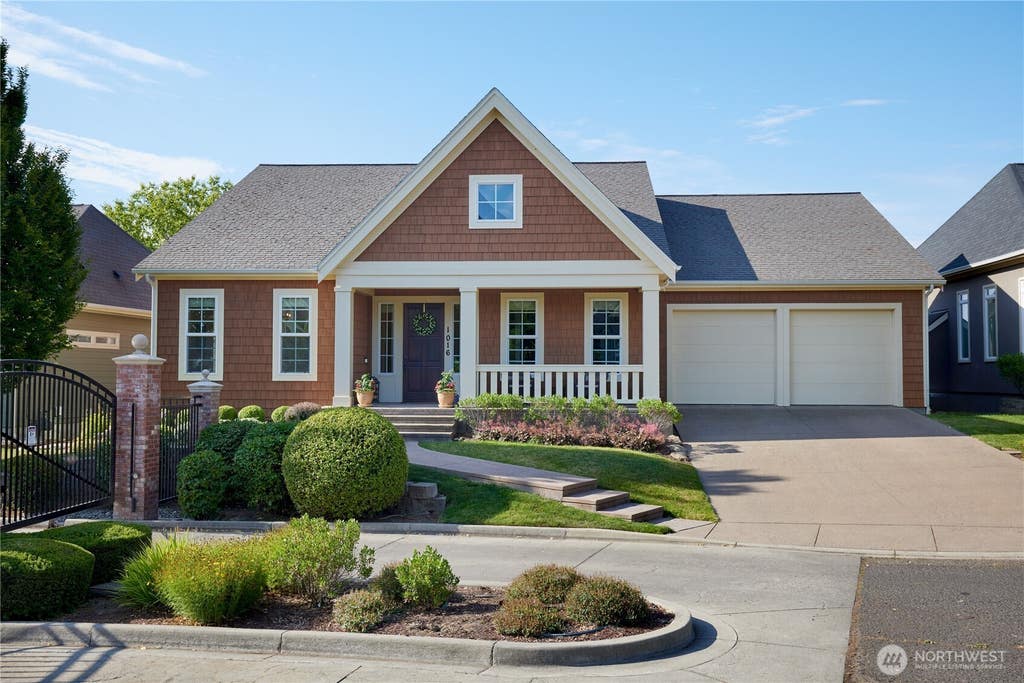 Photo of 1016 SE Crestlane Drive, College Place, WA 99324 (MLS # 2550985)