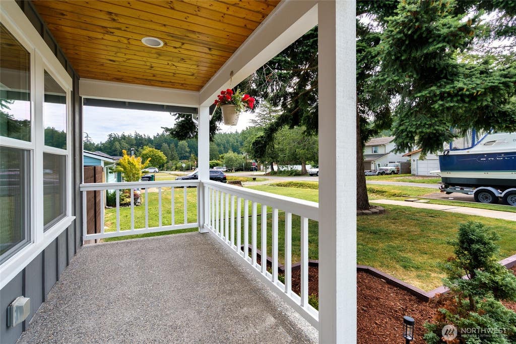 Photo of 3608 W Fifth ST, Anacortes, WA 98221 (MLS # 2540914)
