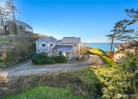 Photo of 2337 West Beach Road, Oak Harbor, WA 98277 (MLS # 2480148)