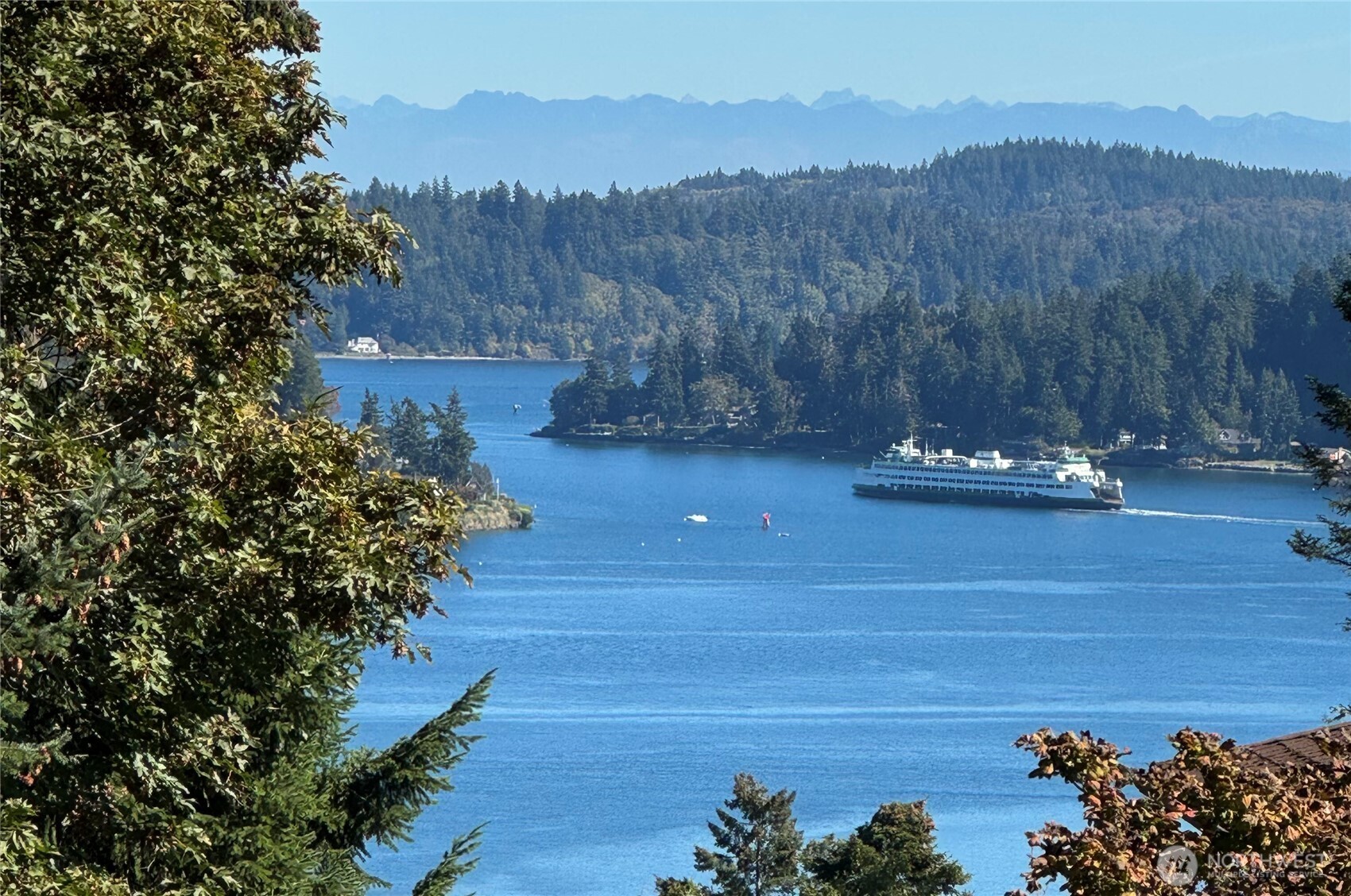 3027 NE Parklane Drive