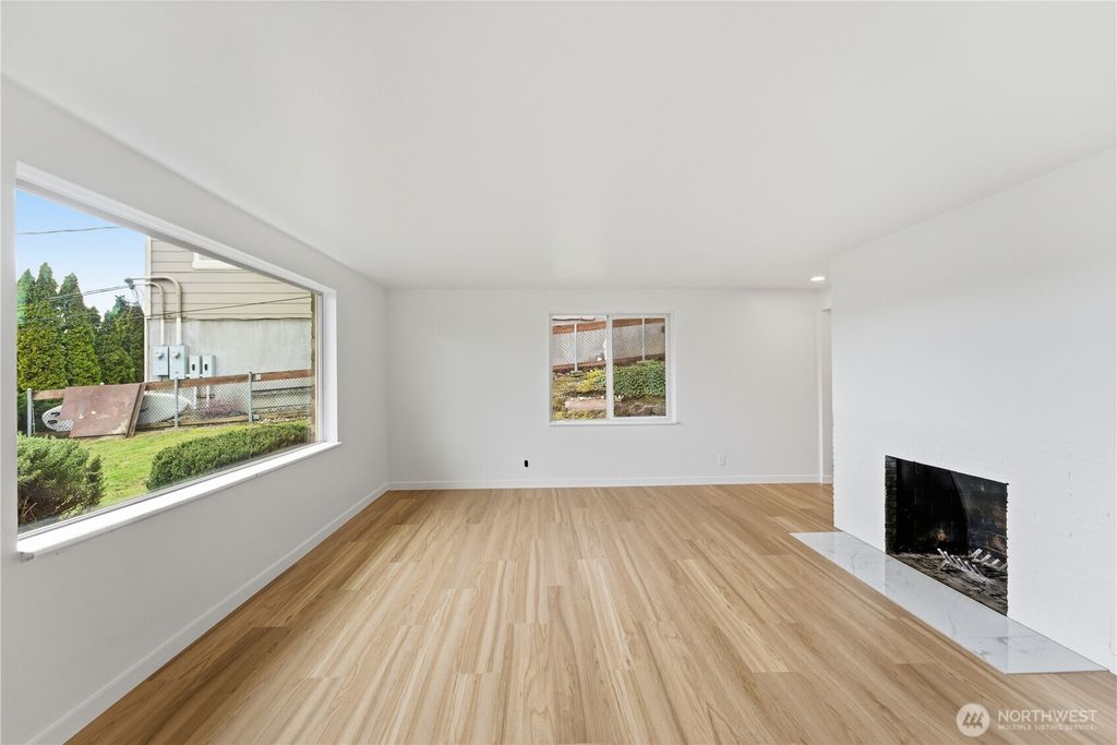 Photo of 6410 NE 181st Street, Kenmore, WA 98028 (MLS # 2489254)