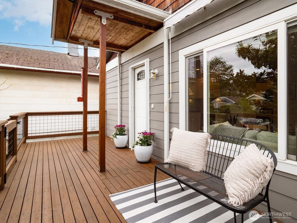 Photo of 4513 Cascadia Avenue S, Seattle, WA 98118 (MLS # 2515155)