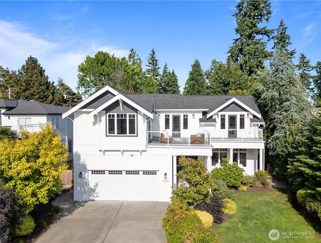 Photo of 1416 2nd Street, Kirkland, WA 98033 (MLS # 2406193)