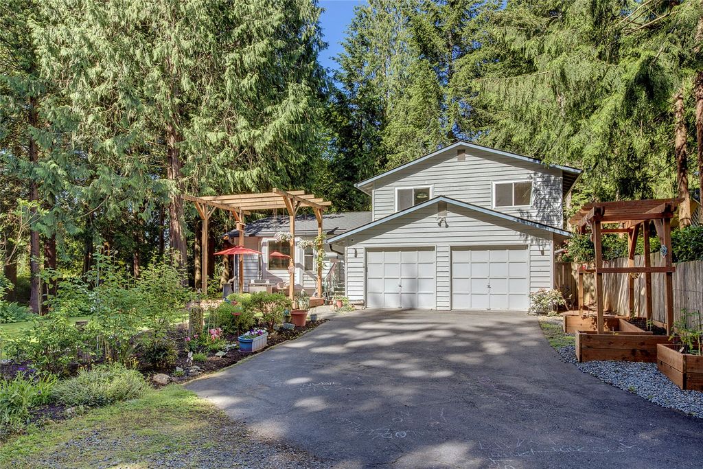 Photo of 5822 143rd Street SW, Edmonds, WA 98026 (MLS # 2381911)