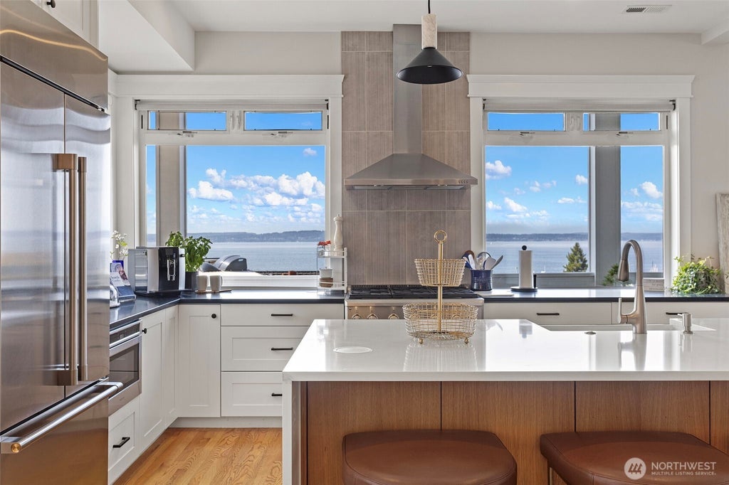 Photo of 3624 NW 65th Court, Seattle, WA 98117 (MLS # 2575815)