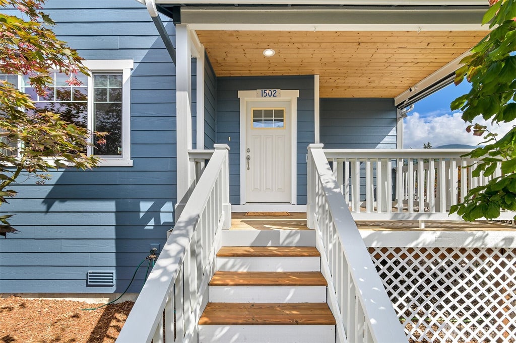 Photo of 1502 Portobello Avenue, Sedro Woolley, WA 98284 (MLS # 2562666)
