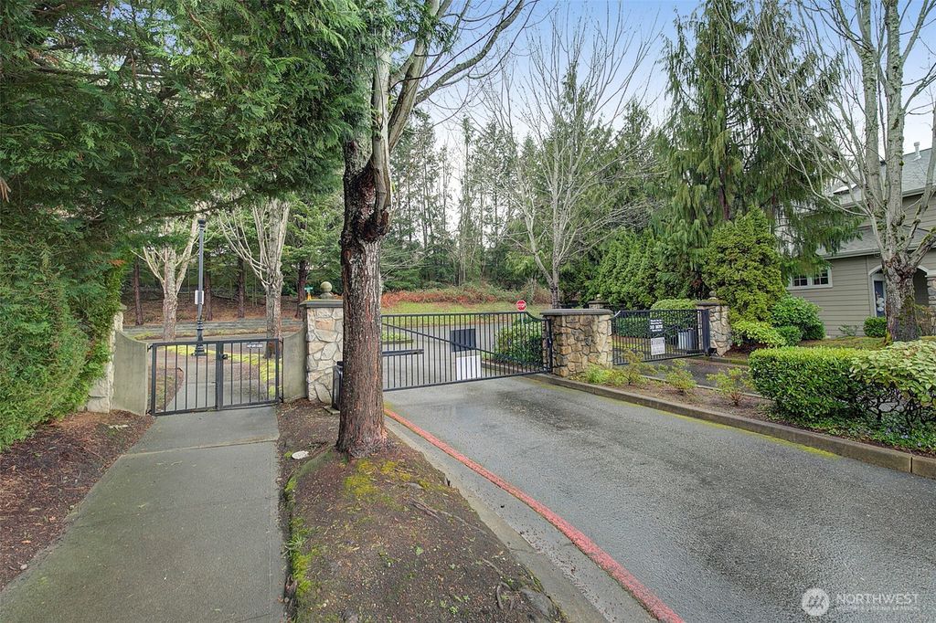 Photo of 579 Elma Avenue NE, Renton, WA 98059 (MLS # 2348875)