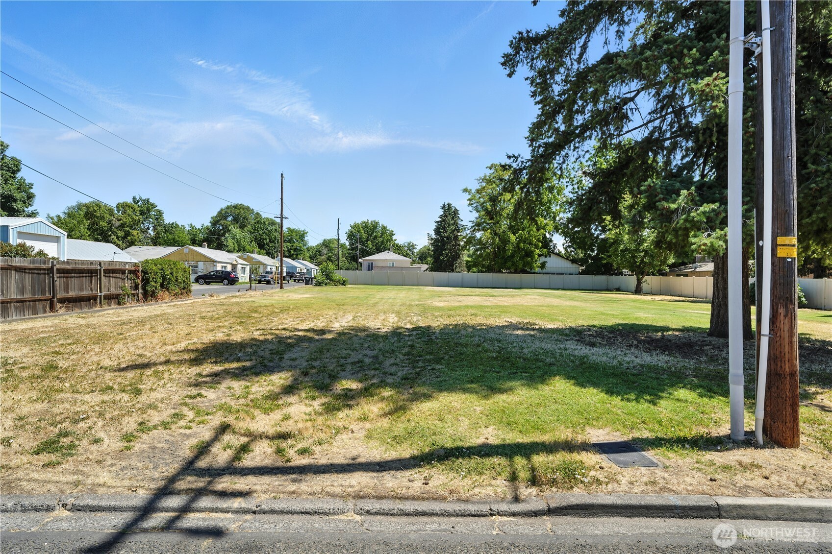 715 SE Birch Avenue
