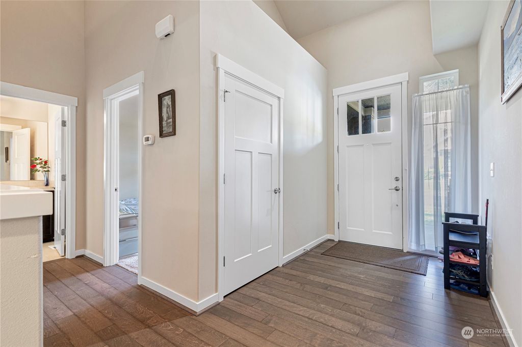 Photo of 33834 56th Place S, Auburn, WA 98001 (MLS # 2175405)